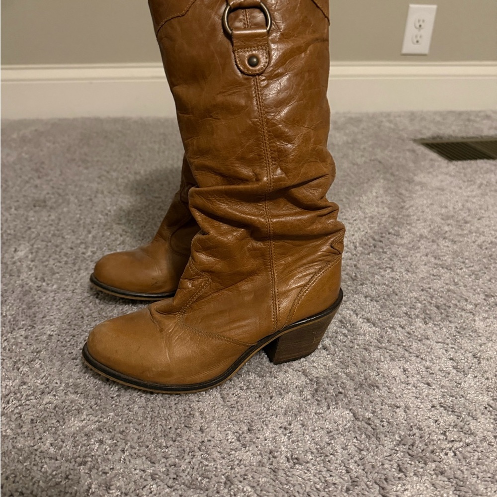 Steve Madden Tan Heeled Boots
